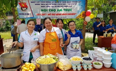Ngày Hội ẩm thực quyên góp gây quỹ “Hỗ trợ bệnh nhân nghèo”