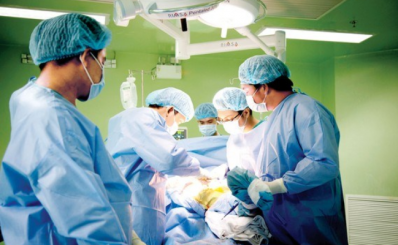 Bệnh viện Quận 11: Học tập và làm theo lời dạy của Bác “Thầy thuốc phải như mẹ hiền”