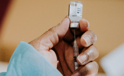 (HCDC) Vắc xin vẫn có hiệu lực phòng biến chứng nặng và tử vong