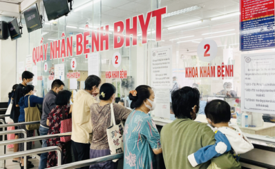 (Thanh Niên) Lợi ích khi khám chữa bệnh bảo hiểm y tế bằng CCCD gắn chip