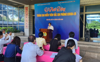 TP triển khai chiến dịch tiêm vaccin mũi nhắc lại( mũi 1, mũi 2) cho Công nhân, người lao động trong các khu CN, khu chế xuất nhằm phòng ngừa đứt gãy các chuỗi sản xuất, kinh doanh trong giai đoạn phục hồi kinh tế