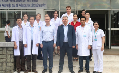 Đại sứ Vương quốc Anh tại Việt Nam và Tổng lãnh sự Anh tại TP.Hồ Chí Minh thăm Bệnh viện Bệnh nhiệt đới