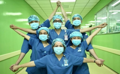 Tiếp tục đoàn kết, xốc lại tinh thần và đội ngũ, vững chí, bền lòng, quyết tâm, trách nhiệm với sức khỏe, tính mạng của người dân Thành phố