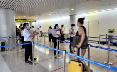 Thành phố Hồ Chí Minh: Cải tiến quy trình kiểm dịch y tế chấm dứt hiện tượng ùn tắc tại Cảng hàng không quốc tế Tân Sơn Nhất