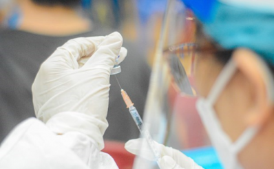 Mới nhất: Tiêm mũi 3 bằng vaccine AstraZeneca cho người đã tiêm đủ liều cơ bản vaccine Pfizer hoặc Moderna