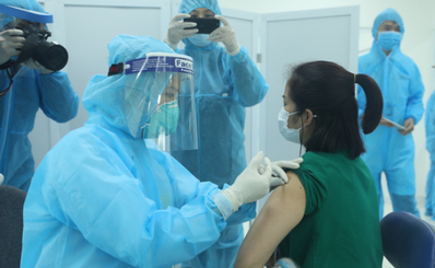 Khuyến cáo 9 nhóm đối tượng nên trì hoãn tiêm vaccine COVID-19